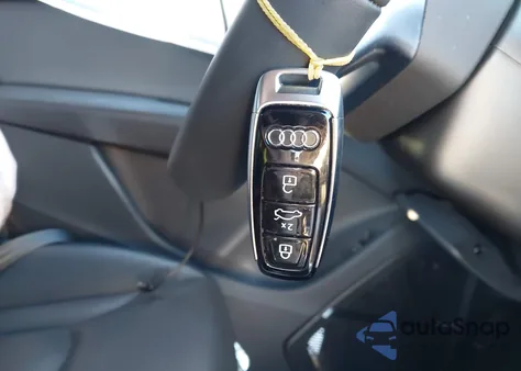 2024 Audi Q7 Premium Plus 45 Tfsi Quattro Tiptronic z USA, uszkodzony, nr VIN WA1LCBF75RD008552